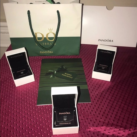 NIB - Pandora - SET OF 3!- Charms 🎁🎄🎁 - Picture 6 of 6